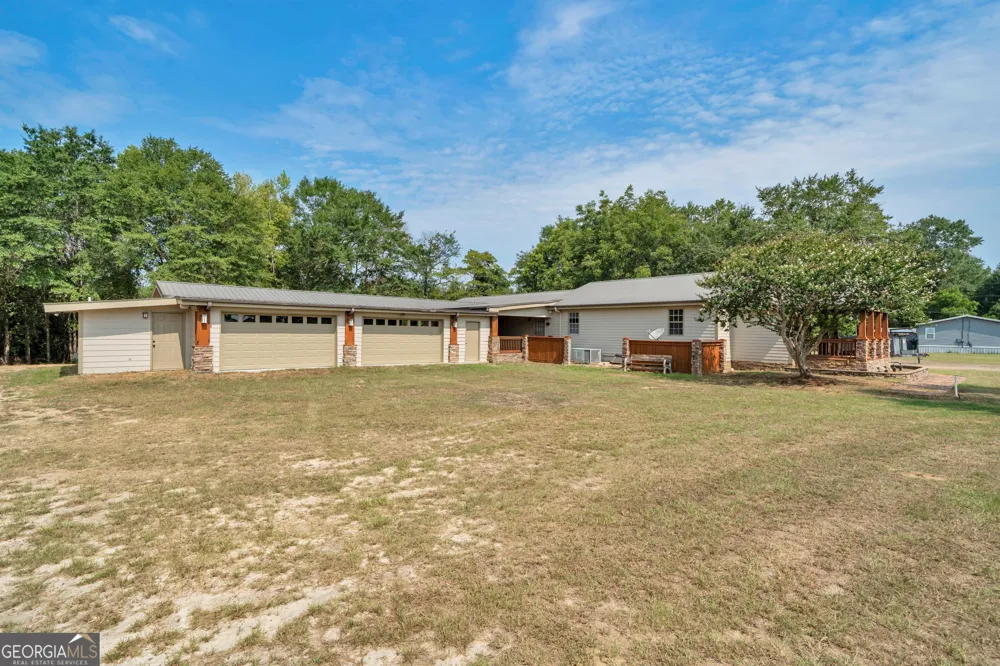 719 Ben Brantley RD Dublin, GA 31021