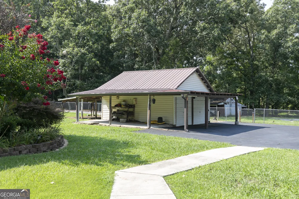 3186 Highway 411 NE White, GA 30184