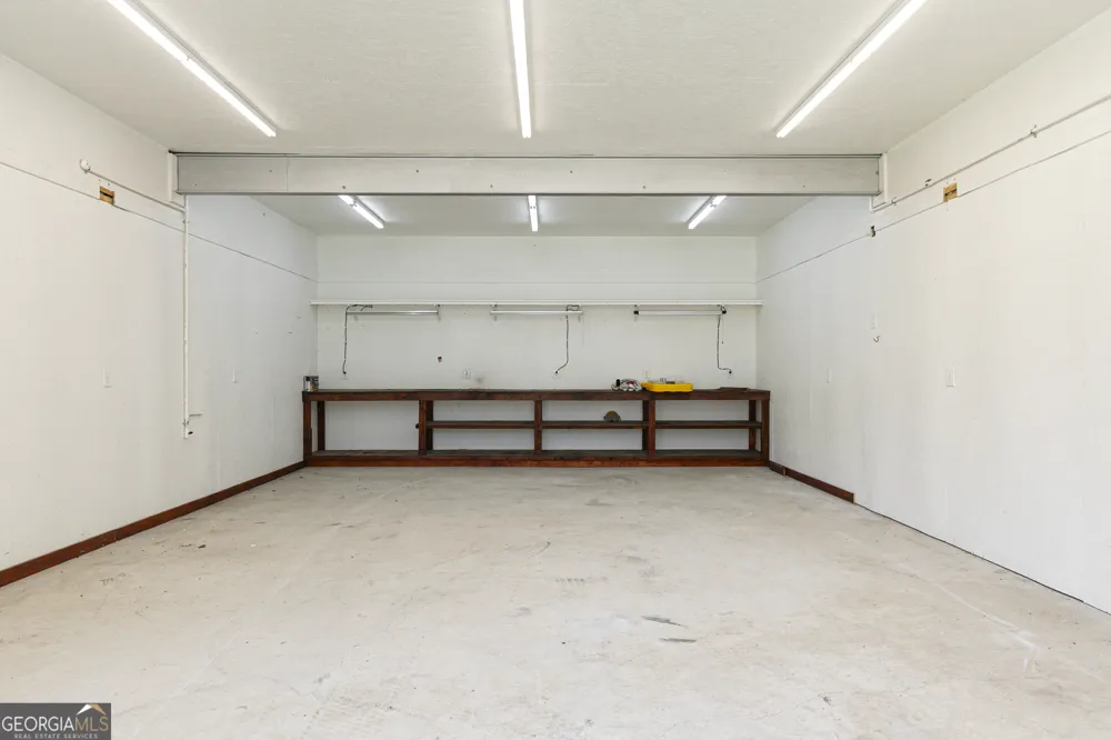 3186 Highway 411 NE White, GA 30184