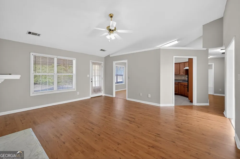 5186 Sudbury Point LN Sugar Hill, GA 30518