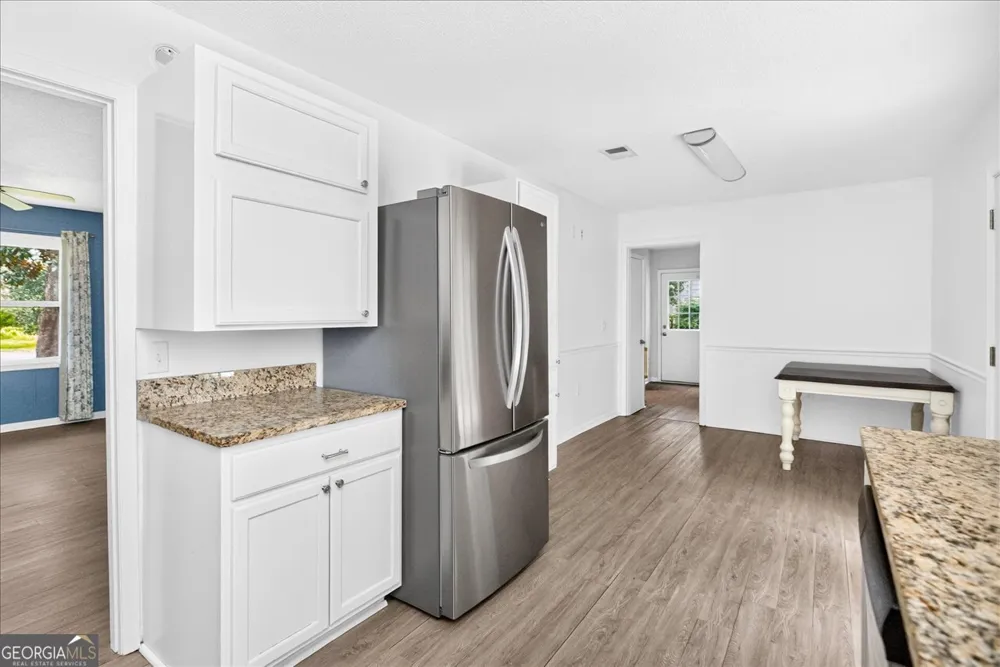 208 Mike ST Warner Robins, GA 31088