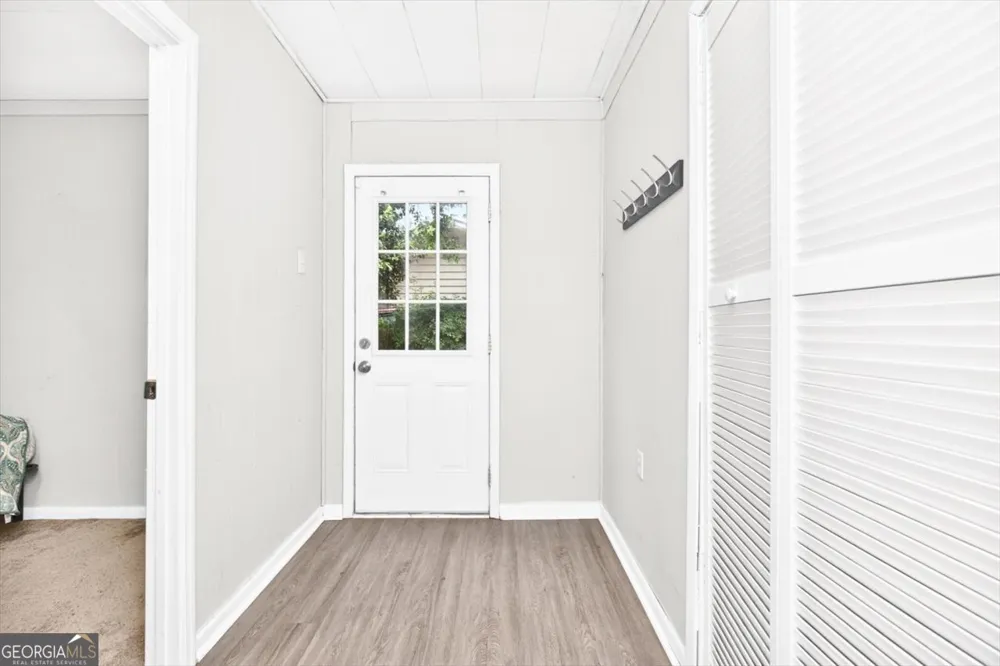 208 Mike ST Warner Robins, GA 31088
