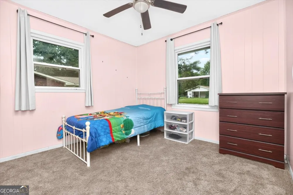 208 Mike ST Warner Robins, GA 31088