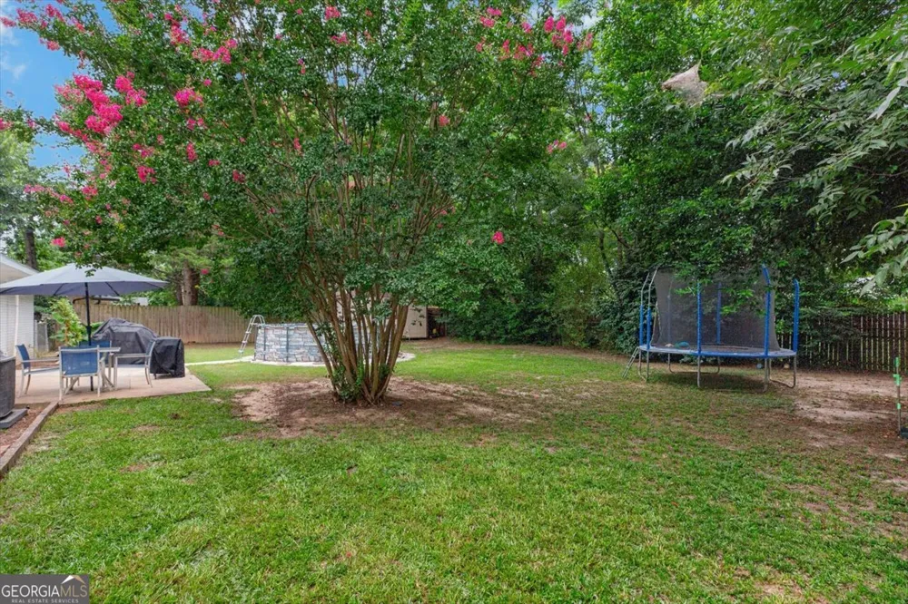 208 Mike ST Warner Robins, GA 31088