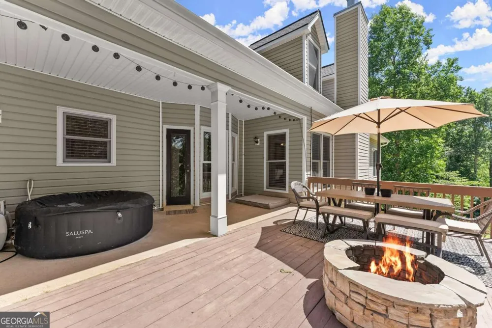 149 Ratcliff DR Dawsonville, GA 30534