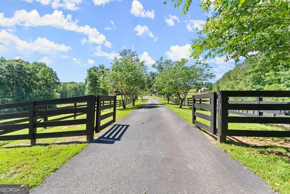 149 Ratcliff DR Dawsonville, GA 30534