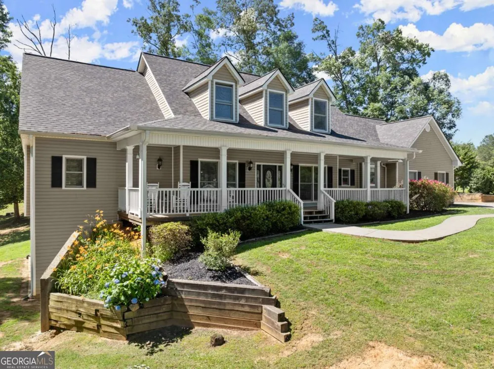 149 Ratcliff DR Dawsonville, GA 30534