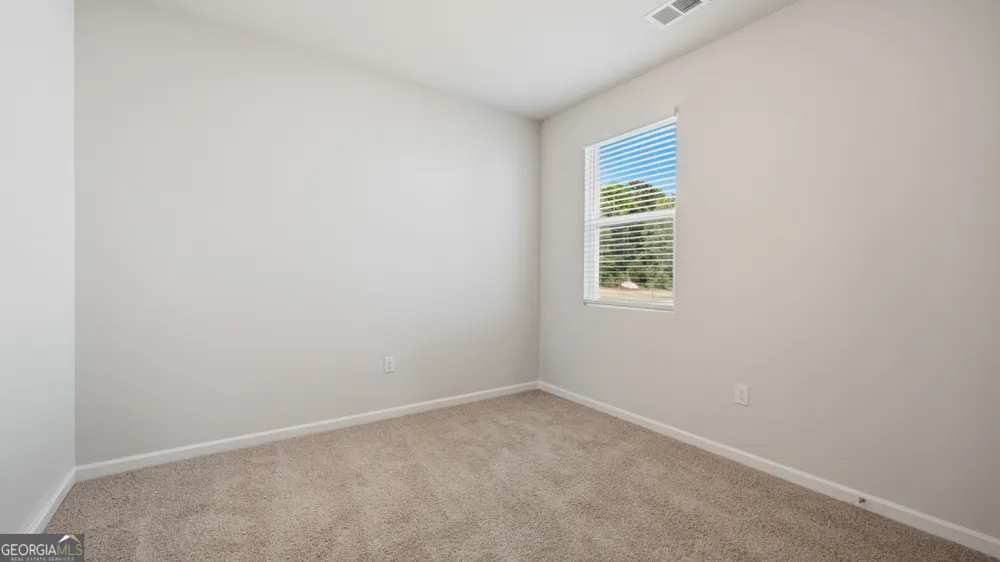 70 Acadian RD Statham, GA 30666