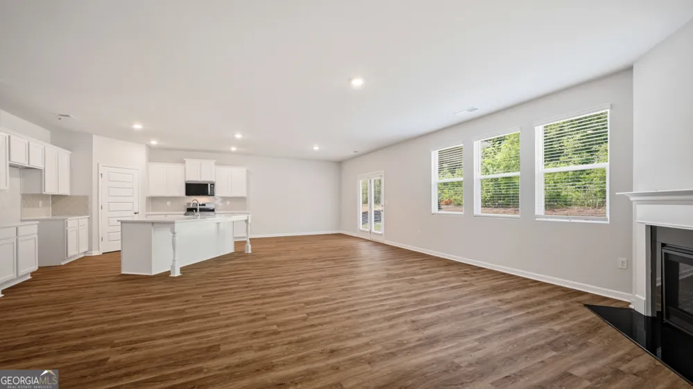 70 Acadian RD Statham, GA 30666
