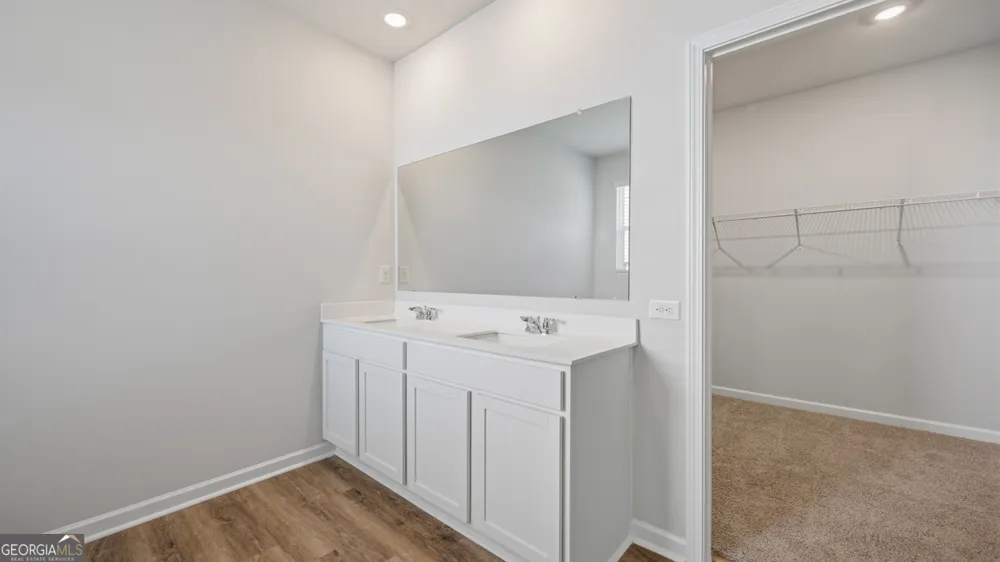70 Acadian RD Statham, GA 30666