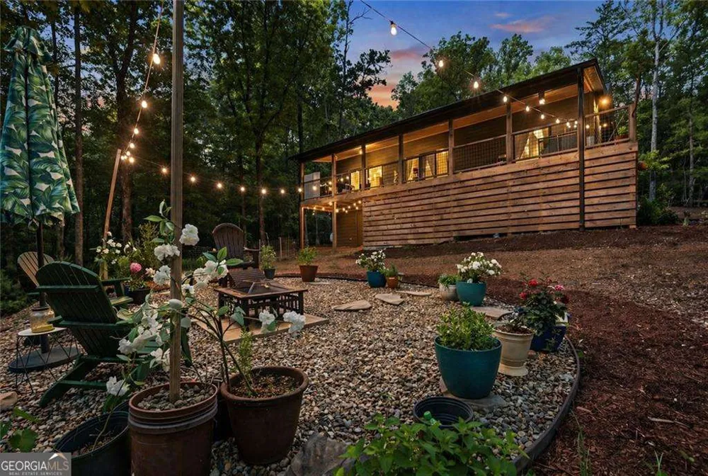 191 Oakwood RD Blairsville, GA 30512