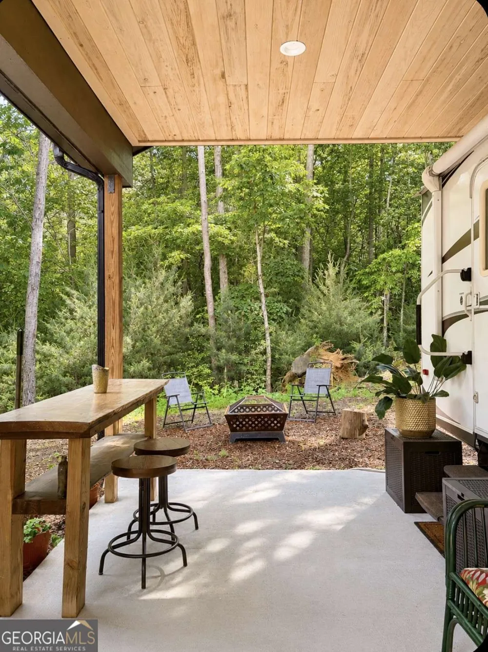191 Oakwood RD Blairsville, GA 30512