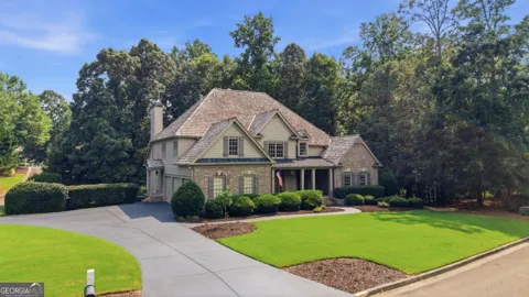 184 Scarlet Oak LN