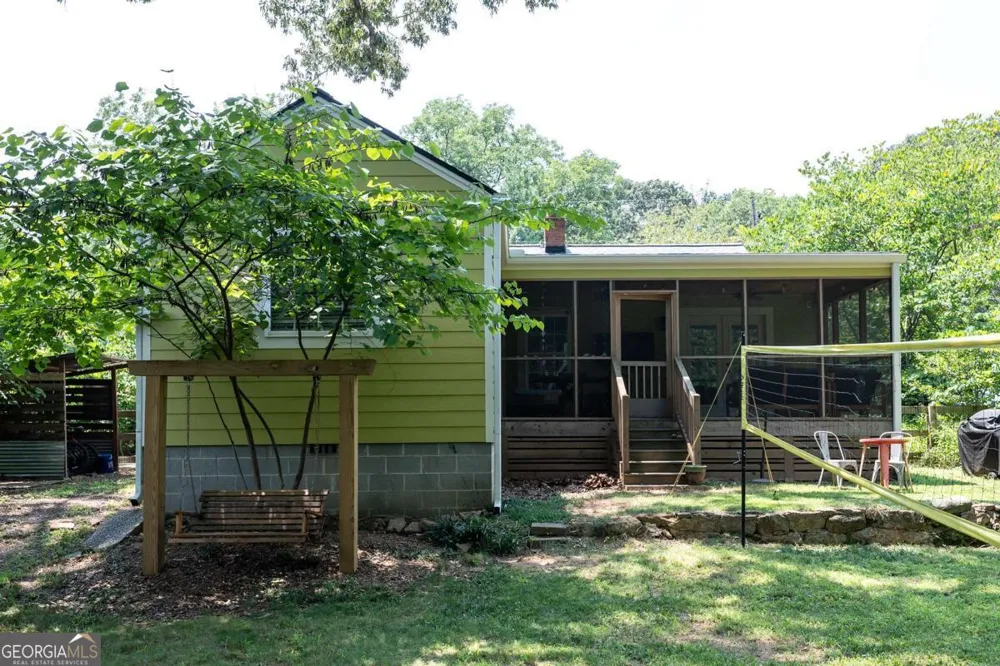 160 Crestview CIR Athens, GA 30606