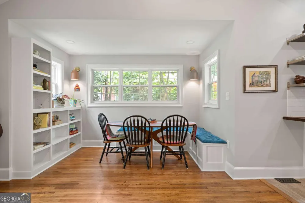 160 Crestview CIR Athens, GA 30606
