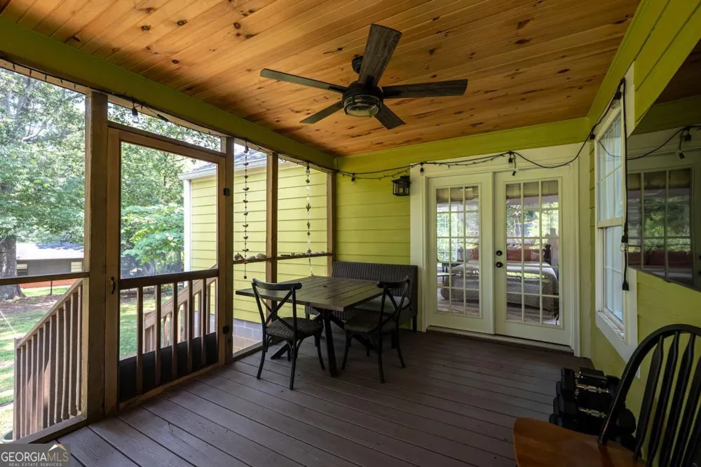 160 Crestview CIR Athens, GA 30606