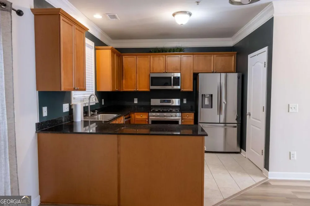 1232 Harris Commons PL Roswell, GA 30076