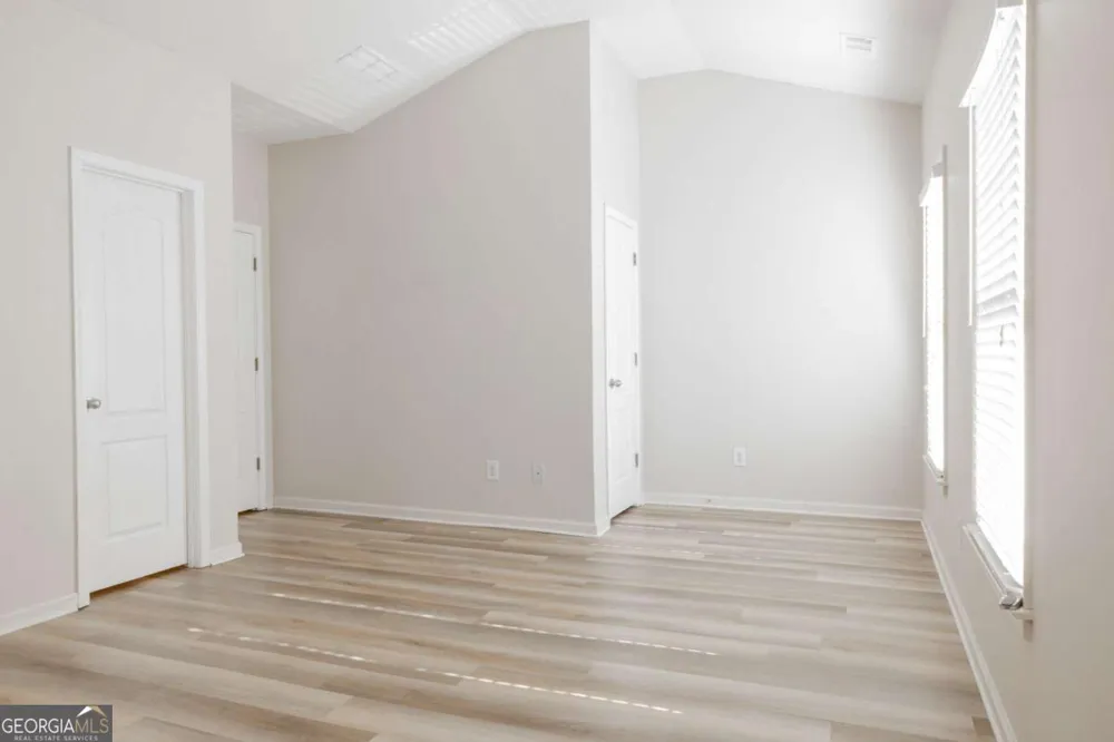 1232 Harris Commons PL Roswell, GA 30076
