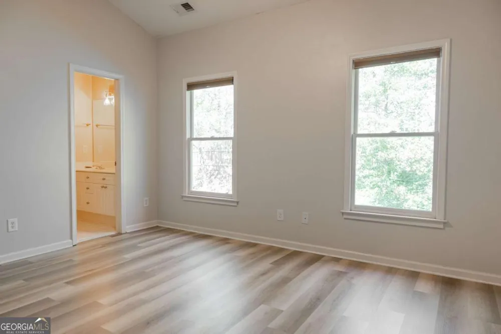 1232 Harris Commons PL Roswell, GA 30076