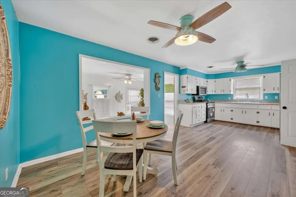 1011 Cherokee CIR Waycross, GA 31501