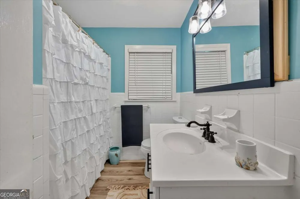 1011 Cherokee CIR Waycross, GA 31501