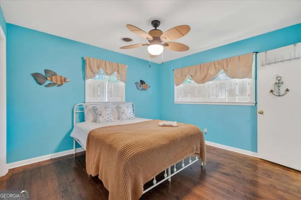 1011 Cherokee CIR Waycross, GA 31501