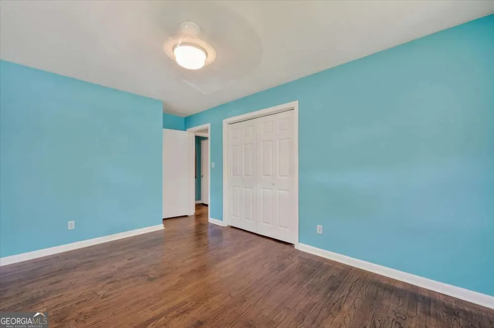 1011 Cherokee CIR Waycross, GA 31501