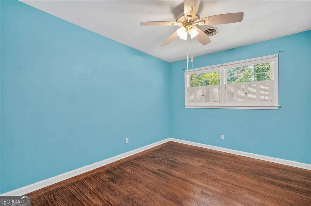 1011 Cherokee CIR Waycross, GA 31501