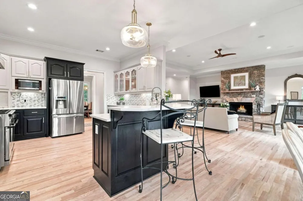 6795 Dawg RDG Dawsonville, GA 30534