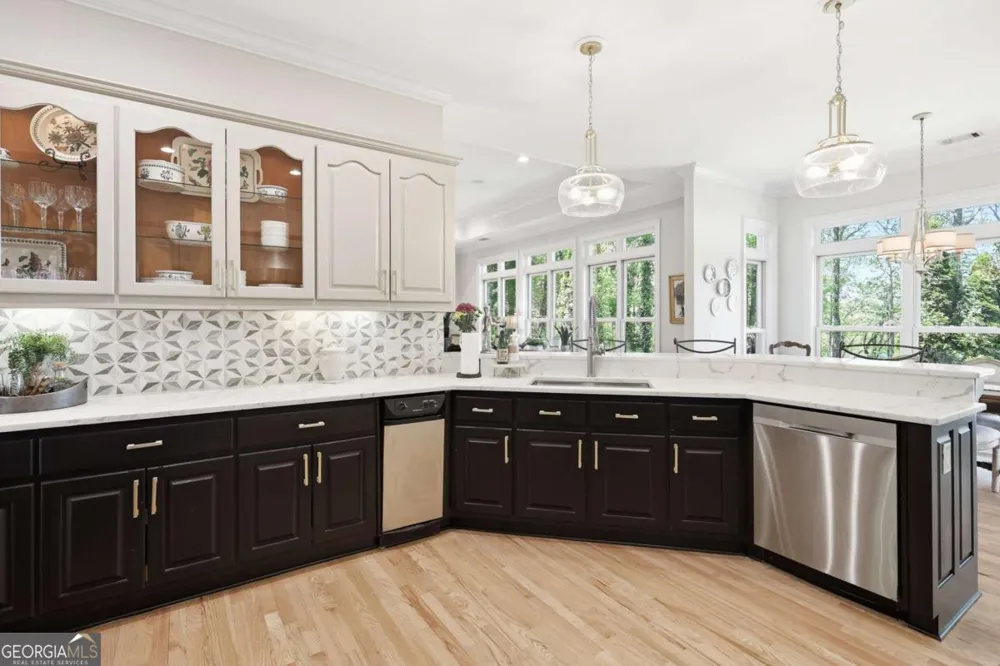 6795 Dawg RDG Dawsonville, GA 30534