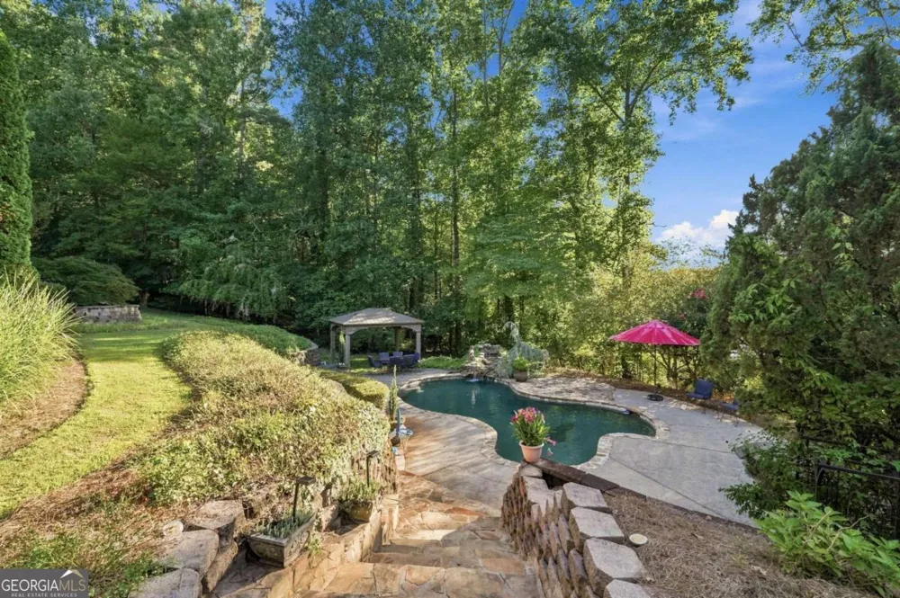 6795 Dawg RDG Dawsonville, GA 30534