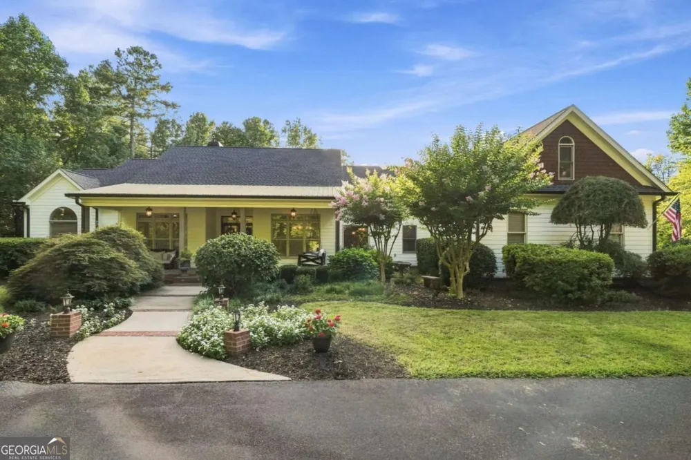6795 Dawg RDG Dawsonville, GA 30534