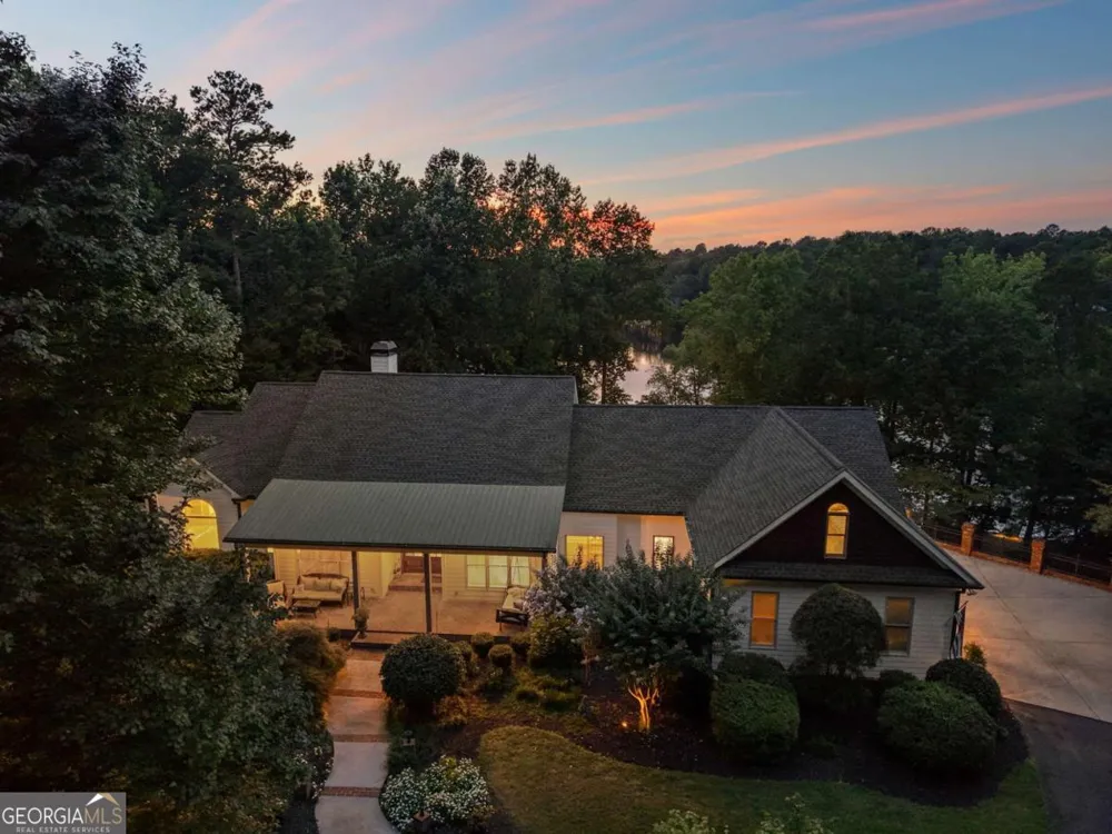 6795 Dawg RDG Dawsonville, GA 30534