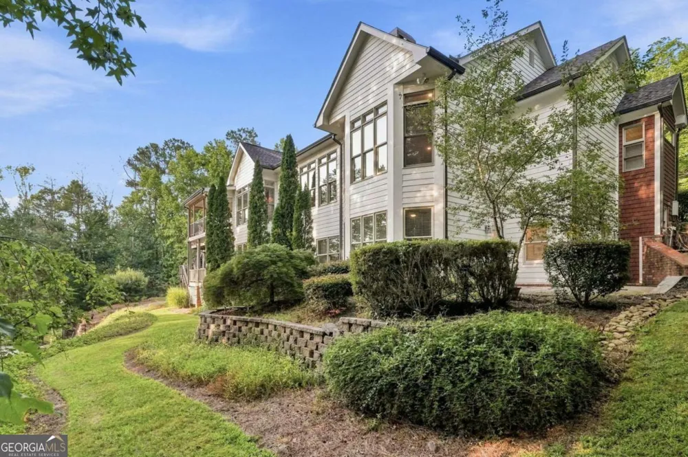 6795 Dawg RDG Dawsonville, GA 30534