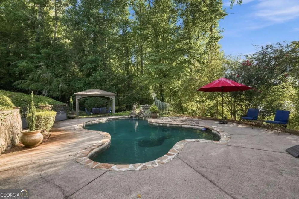 6795 Dawg RDG Dawsonville, GA 30534