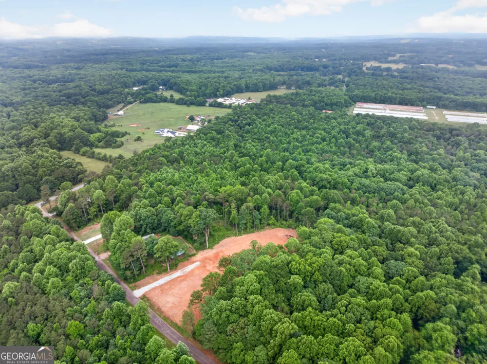 135 Jarrett LN Gillsville, GA 30543