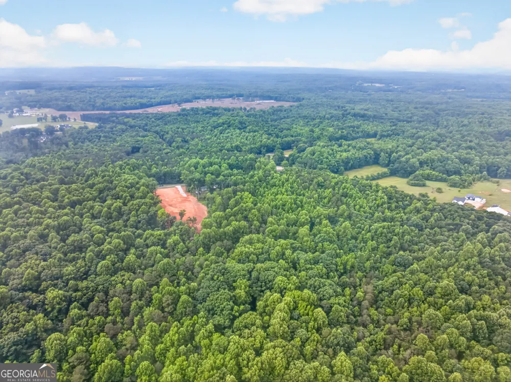 135 Jarrett LN Gillsville, GA 30543