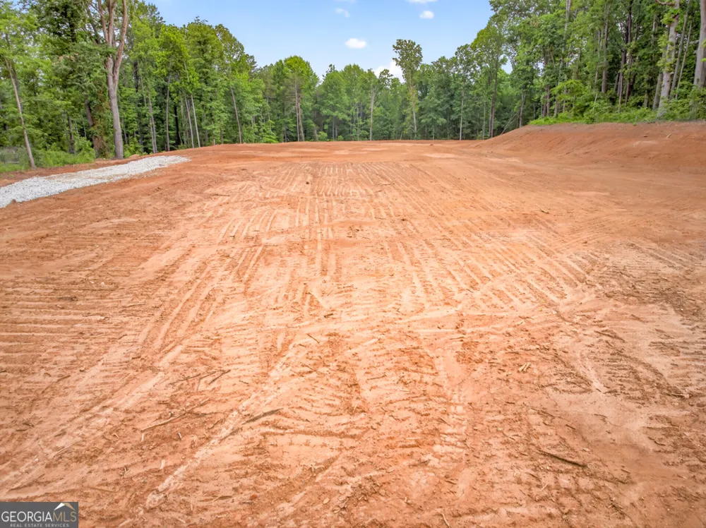135 Jarrett LN Gillsville, GA 30543