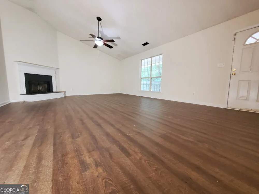 217 Sweetgum LN Stockbridge, GA 30281