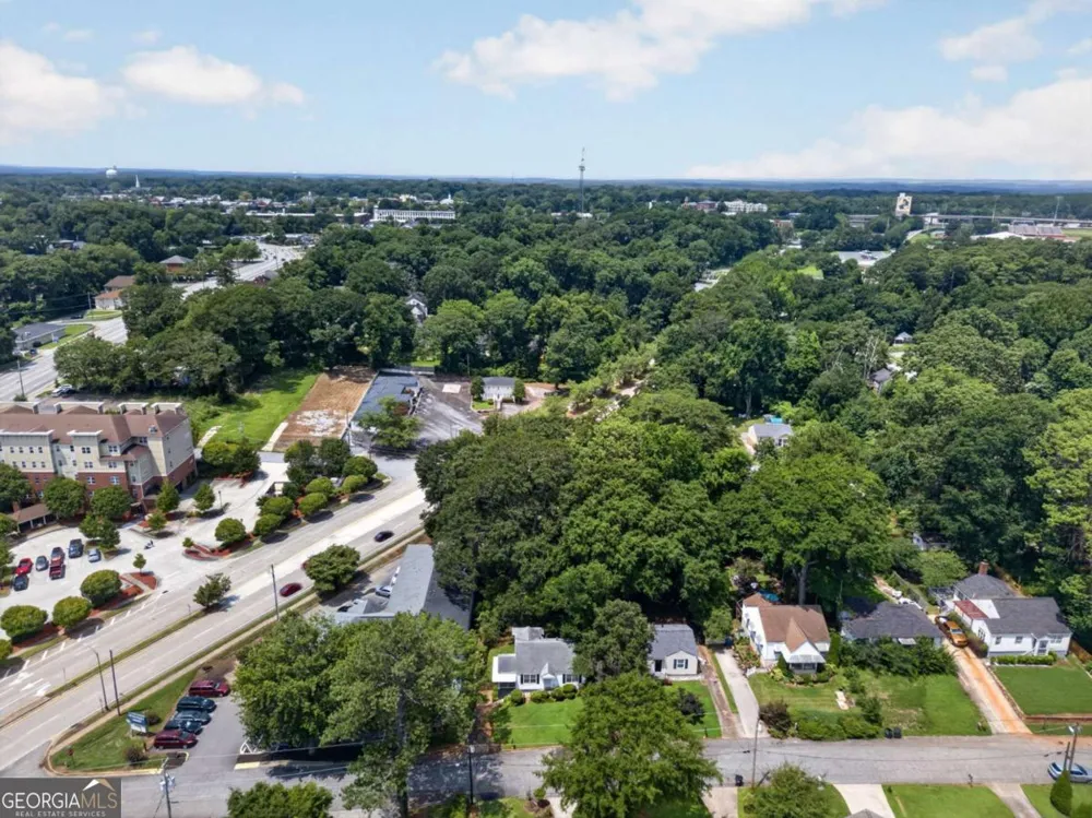 2727 Humphries ST East Point, GA 30344