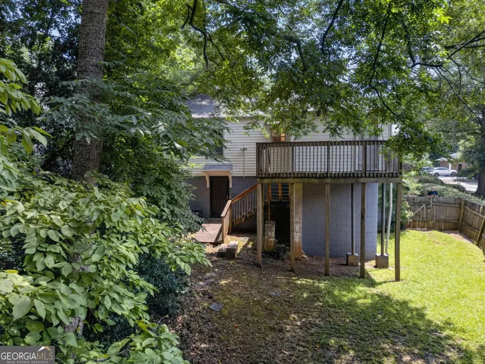 2727 Humphries ST East Point, GA 30344