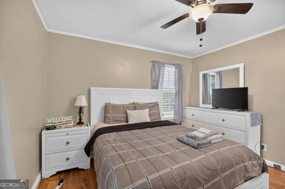 2727 Humphries ST East Point, GA 30344