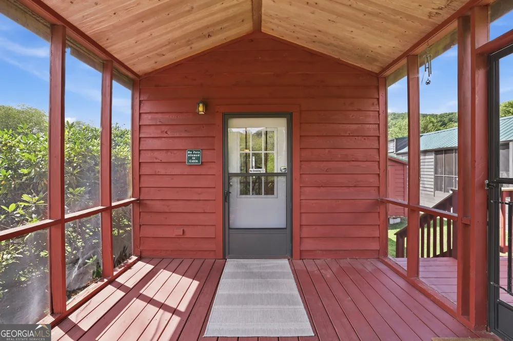 446 River Vista DR Dillard, GA 30537
