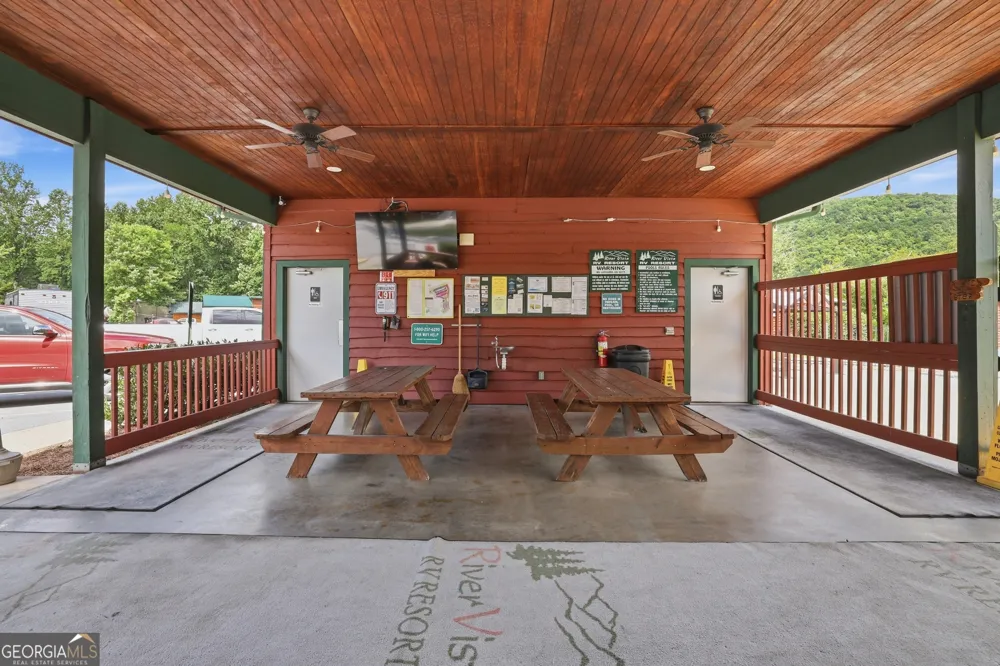 446 River Vista DR Dillard, GA 30537