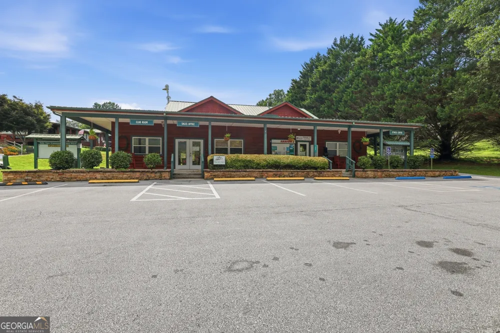446 River Vista DR Dillard, GA 30537