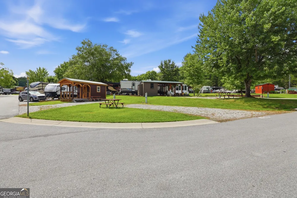 473 River Vista DR Dillard, GA 30537