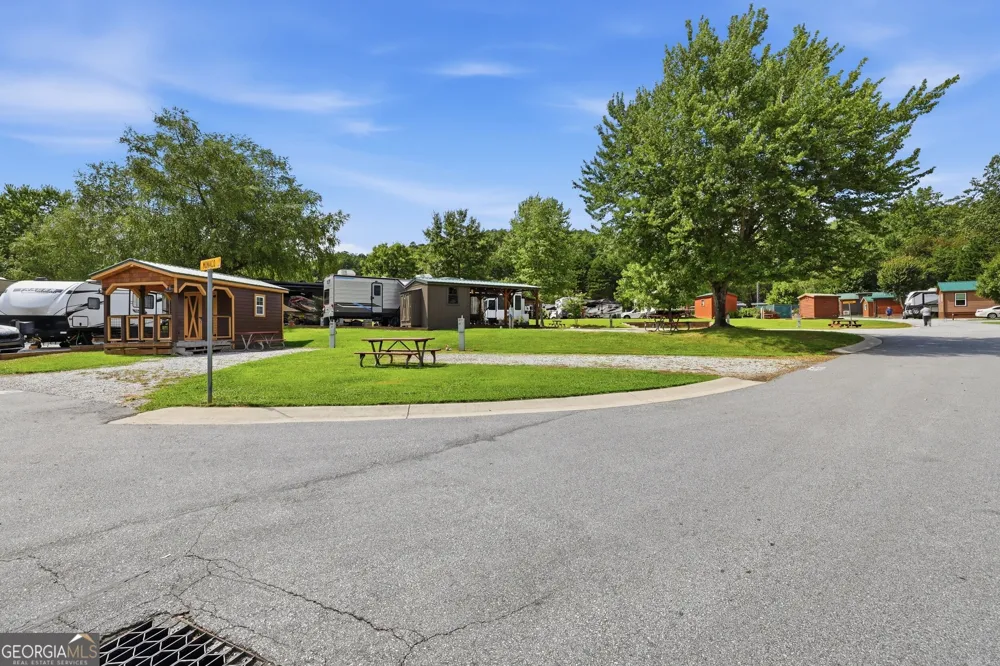 473 River Vista DR Dillard, GA 30537