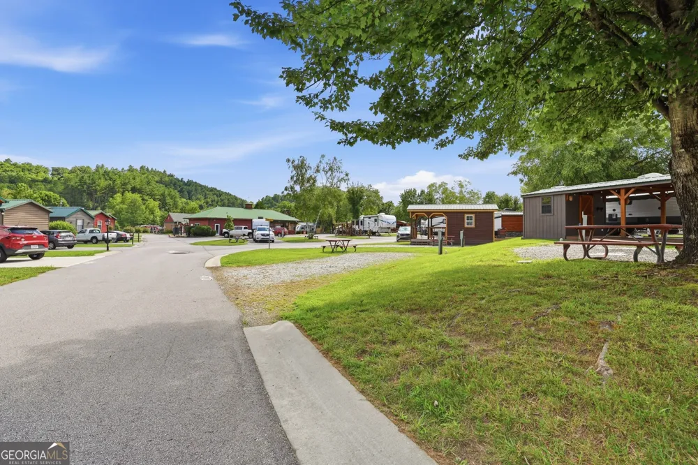 473 River Vista DR Dillard, GA 30537