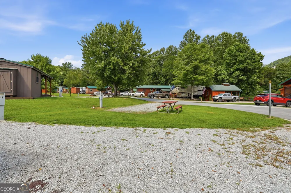 473 River Vista DR Dillard, GA 30537