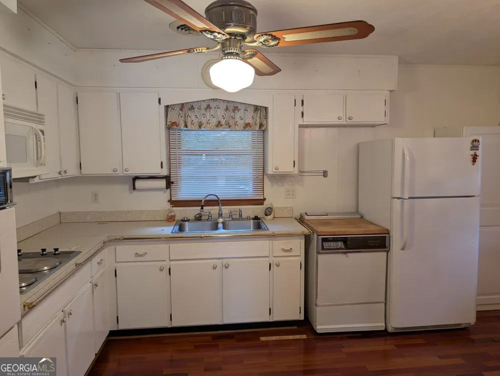 109 7th ST Carrollton, GA 30117